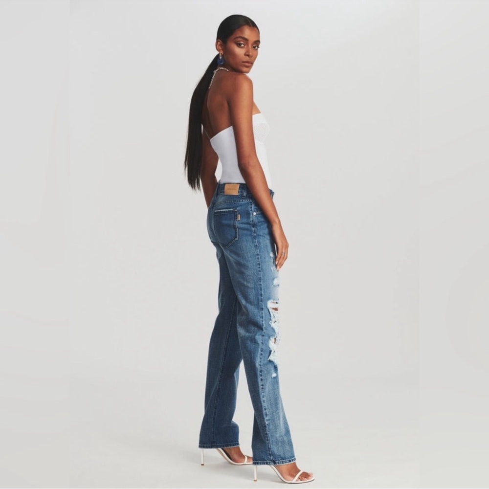 Retrofête LENA BODYSUIT Size L, New With All Original Tags
$137 $300
Size: L - Picture 8 of 8